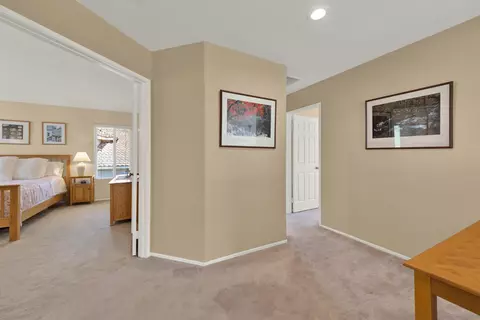 Entry Way - 13614 Quiet Hls, Poway, CA 92064 photo 5 of 8