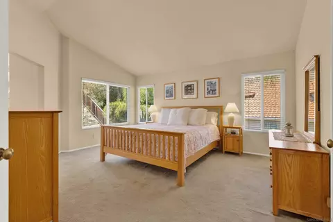 Bedroom - 13614 Quiet Hls, Poway, CA 92064 photo 1 of 3