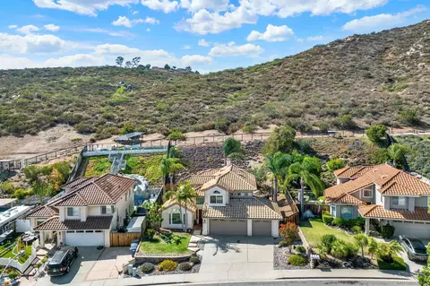 View/Area - 13614 Quiet Hls, Poway, CA 92064 photo 1 of 7