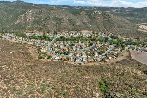 View/Area - 13614 Quiet Hls, Poway, CA 92064 photo 6 of 7
