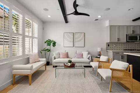 1758 Fairlead Ave, Carlsbad, CA 92011