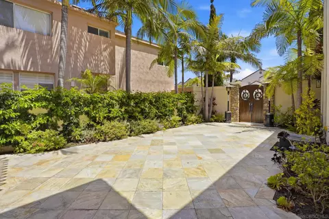 Exterior - 40 Spinnaker Way, Coronado, CA 92118 photo 7 of 9
