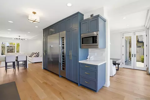 Kitchen - 40 Spinnaker Way, Coronado, CA 92118 photo 1 of 4