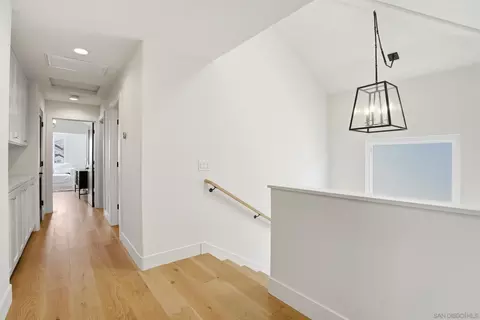 Entry Way - 40 Spinnaker Way, Coronado, CA 92118 photo 3 of 4