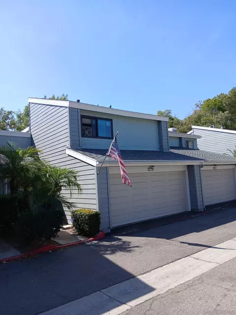 279 Durian St, Vista, CA 92083