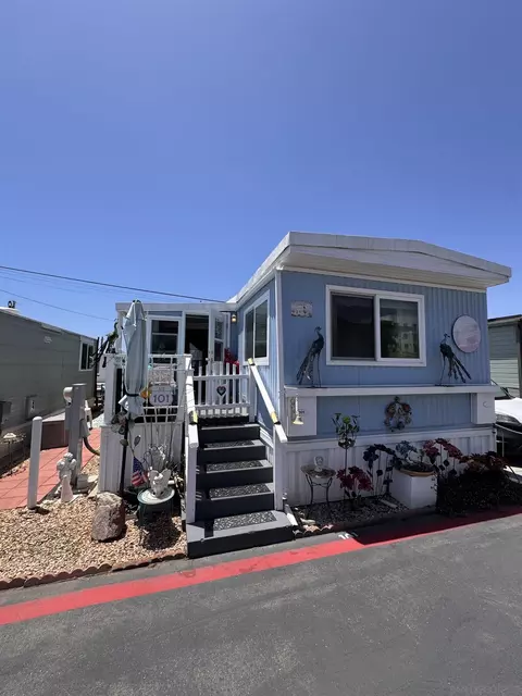 900 N Cleveland St #101, Oceanside, CA 92054