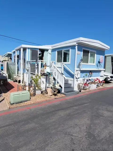 900 N Cleveland St #101, Oceanside, CA 92054