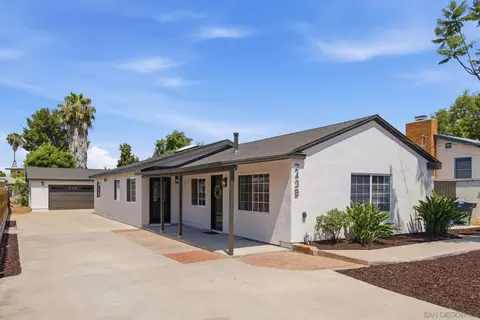 2438 Washington St, Lemon Grove, CA 91945