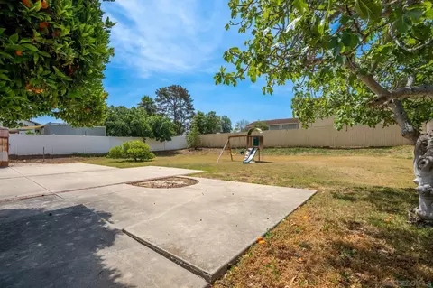 Exterior - 5837 Jeffries Rnch, Oceanside, CA 92057 photo 7 of 10