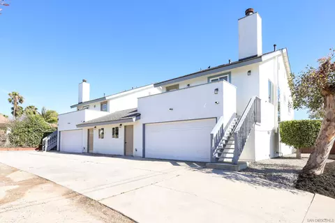Exterior - 658-660 Santa Fe Dr, Encinitas, CA 92024 photo 7 of 8