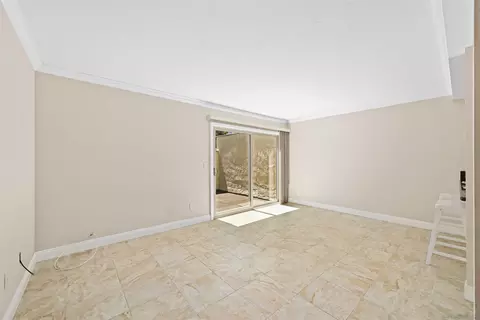 Living - 8745 Caminito Sueno, La Jolla, CA 92037 photo 4 of 4
