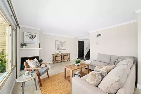 Living - 8745 Caminito Sueno, La Jolla, CA 92037 photo 3 of 4