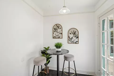 Dining - 4263 Hawk St, San Diego, CA 92103 photo 7 of 7