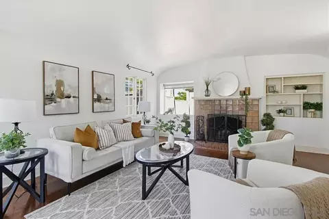 Living - 4263 Hawk St, San Diego, CA 92103 photo 5 of 5