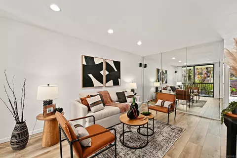 4615 Pico #3, San Diego, CA 92109