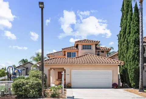 Exterior - 1593 Avenida Guillermo, Oceanside, CA 92056 photo 4 of 4