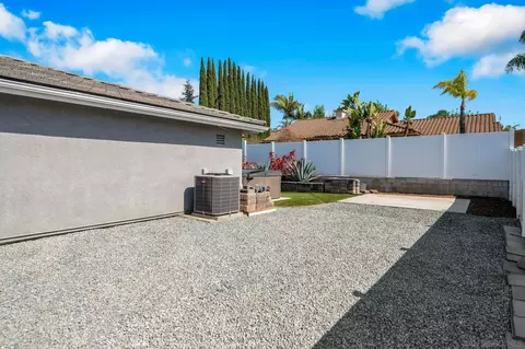 9239 Francis, Spring Valley, CA 91977 photo 28