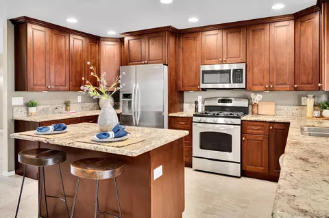 9239 Francis, Spring Valley, CA 91977 photo 12
