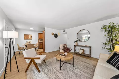 1030 Robinson Ave #110, San Diego, CA 92103