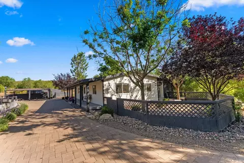 Exterior - 20751 Sutherland Dam Rd, Ramona, CA 92065 photo 13 of 25