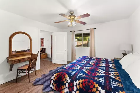 Bedroom - 20751 Sutherland Dam Rd, Ramona, CA 92065 photo 4 of 5