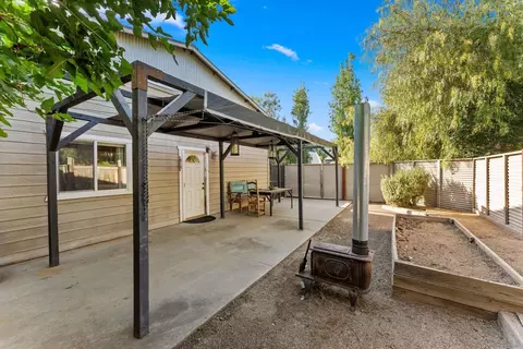 Exterior - 20751 Sutherland Dam Rd, Ramona, CA 92065 photo 15 of 25