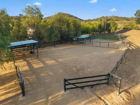 Exterior - 20751 Sutherland Dam Rd, Ramona, CA 92065 photo 18 of 25