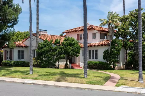 3702 Lotus Dr, San Diego, CA 92106