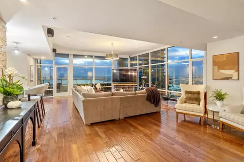1262 Kettner Blvd #2701, San Diego, CA 92101