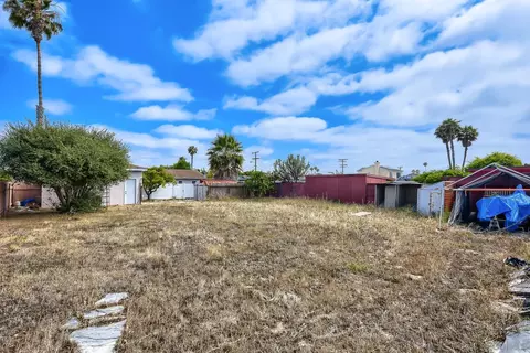 4070 Fox Ave, San Diego, CA 92117