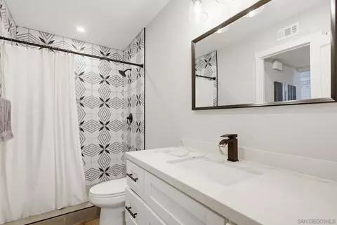 Bath - 10513 Kerrigan Ct, Santee, CA 92071 photo 4 of 5