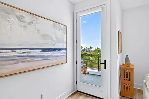 Entry Way - 1101 Catania Ct #201, Encinitas, CA 92024 photo 2 of 2