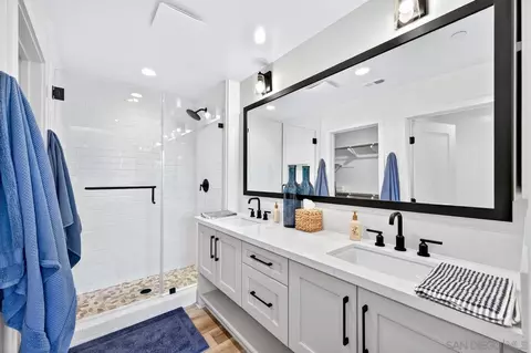 Bath - 1101 Catania Ct #201, Encinitas, CA 92024 photo 1 of 3