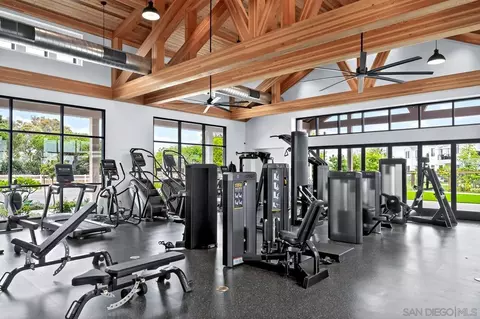 View/Area - 1101 Catania Ct #201, Encinitas, CA 92024 photo 6 of 8