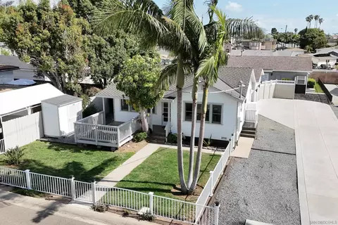 1027 Knowles Ave, Carlsbad, CA 92008