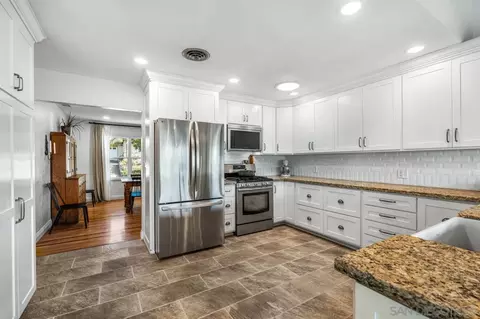 Kitchen - 7136 Purdue, La Mesa, CA 91942 photo 4 of 6