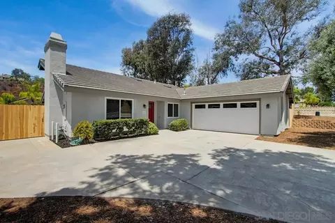 Exterior - 1671 N Ash, Escondido, CA 92027 photo 12 of 13