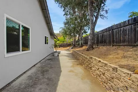 Exterior - 1671 N Ash, Escondido, CA 92027 photo 10 of 13