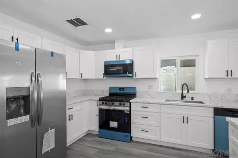 13655 Highway 8 Business #SPC 24, El Cajon, CA 92021