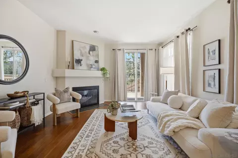 550 Camino De La Reina #107, San Diego, CA 92108