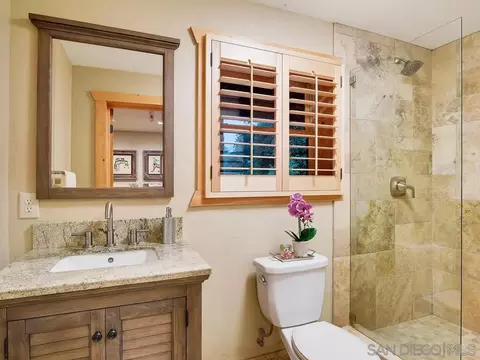 Bath - 1068 W Incense Cedar Rd, Julian, CA 92036 photo 5 of 6