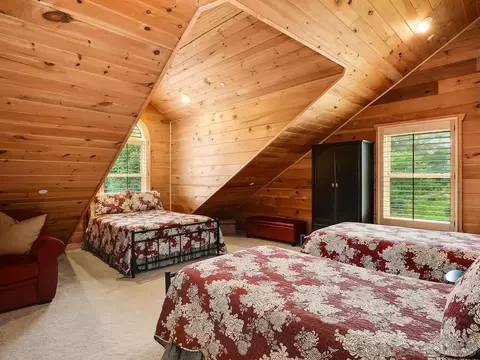 Bedroom - 1068 W Incense Cedar Rd, Julian, CA 92036 photo 3 of 7