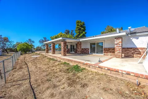 Exterior - 33155 Avenue D, Yucaipa, CA 92399 photo 6 of 22