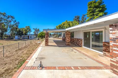 Exterior - 33155 Avenue D, Yucaipa, CA 92399 photo 4 of 22