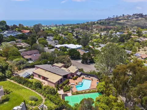 View/Area - 1653 El Paso Real, La Jolla, CA 92037 photo 1 of 6