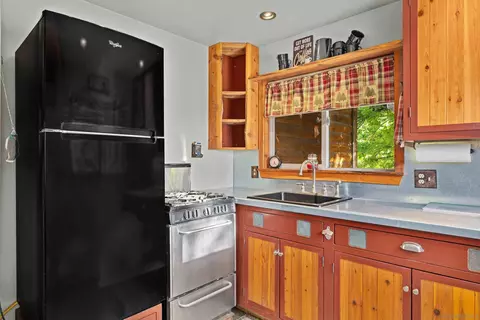 Kitchen - Highway 79, Julian, CA 92036 photo 2 of 2