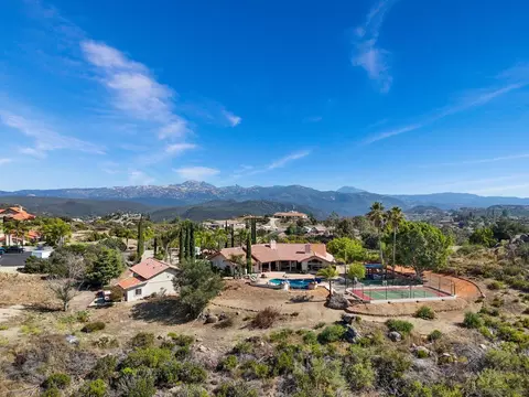 View/Area - 3004 Via Donito, Alpine, CA 91901 photo 4 of 9