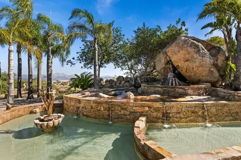 Exterior - 3004 Via Donito, Alpine, CA 91901 photo 11 of 23