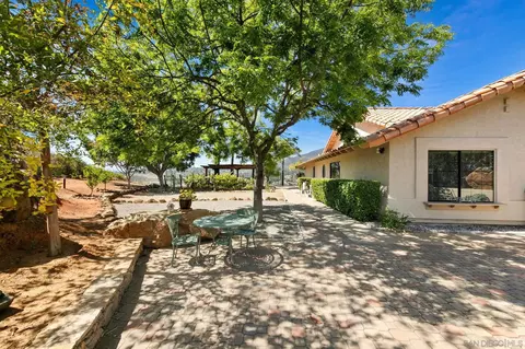 Exterior - 3004 Via Donito, Alpine, CA 91901 photo 19 of 23
