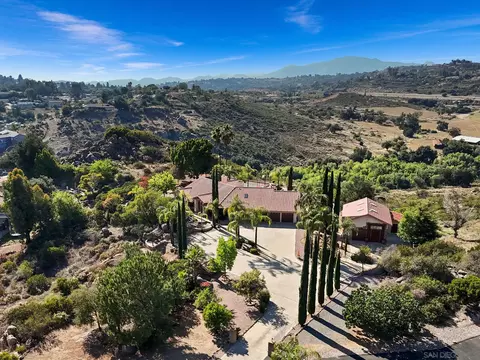 View/Area - 3004 Via Donito, Alpine, CA 91901 photo 8 of 9